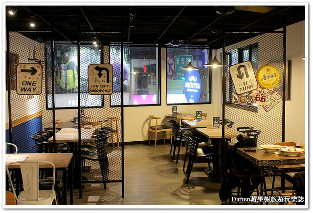 『新北新莊早午餐推薦』Whos Tea 鬍子茶(台北新莊店)★環遊世界概念早午餐店/美式工業風聚餐聊天的首選/必點招牌竹炭帕里尼/提供桌遊不收服務費營業時間很長