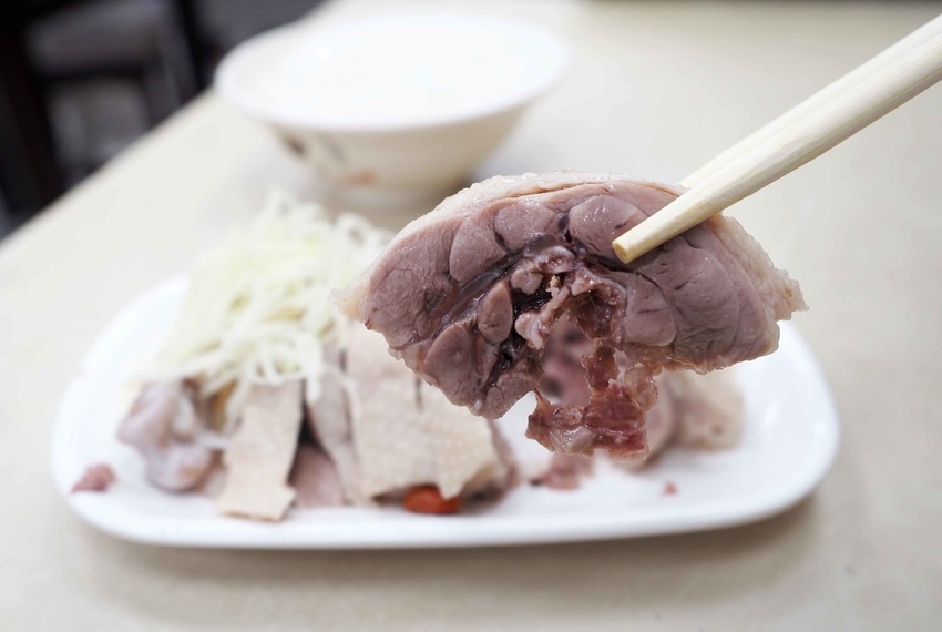 鼎珍軒鵝肉中壢美食鵝肉麵鵝腿鵝油飯鵝肉便當.jpg