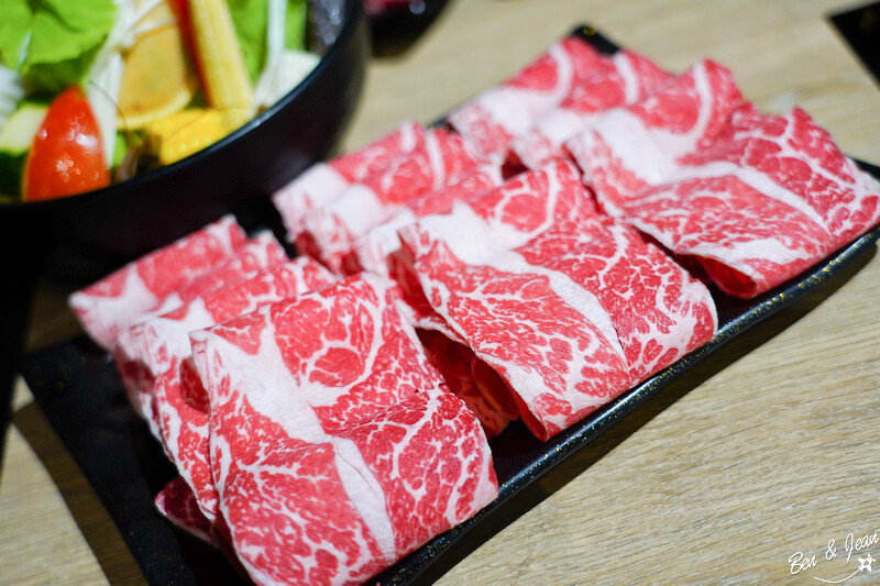 宜蘭縣羅東鎮和口田鍋物》經濟實惠鍋物288元起、優質肉品、海鮮、冰品飲料自助吧。停車免費 不收服務費