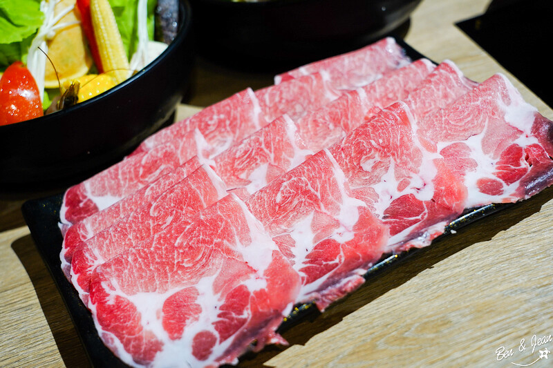 宜蘭縣羅東鎮和口田鍋物》經濟實惠鍋物288元起、優質肉品、海鮮、冰品飲料自助吧。停車免費 不收服務費