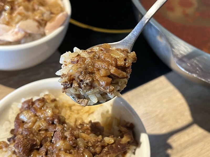 ＋（羅東火鍋）和口田鍋物～海鮮肉品超新鮮、湯頭濃郁超好喝、飲料冰淇淋喝到飽！價格划算不收服務費～和口田鍋物菜單