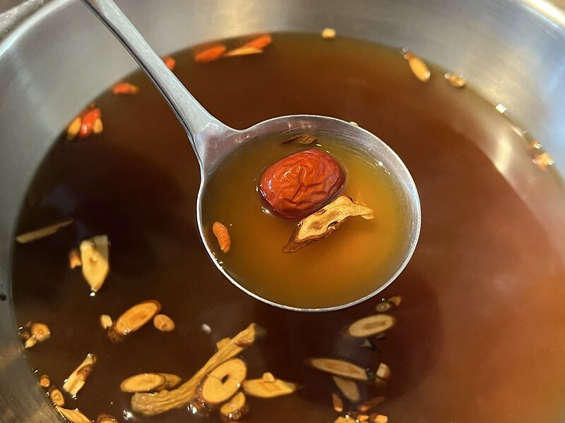 ＋（羅東火鍋）和口田鍋物～海鮮肉品超新鮮、湯頭濃郁超好喝、飲料冰淇淋喝到飽！價格划算不收服務費～和口田鍋物菜單