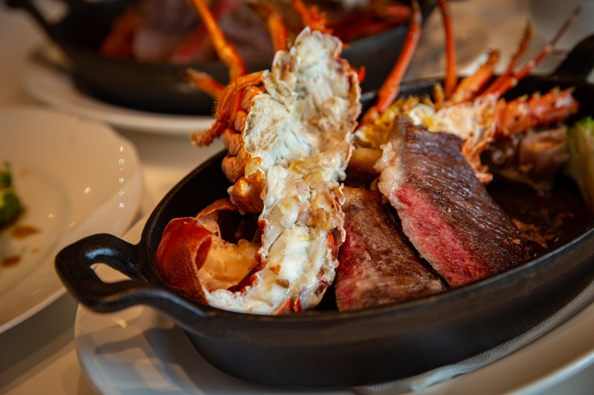 台北南港超浮誇海陸雙饗主餐，吃美國極黑和牛送龍蝦只在『六福萬怡酒店敘日全日餐廳』，全面現點現做更放心