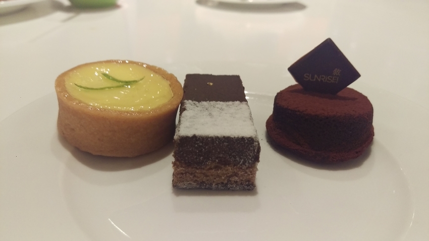 IMAG0235.jpg - 六福萬怡