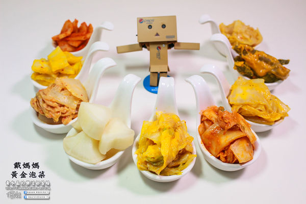 戴媽媽黃金泡菜│台中市/南屯區 (來台中必買的戴媽媽黃金泡菜！栽種在水泥地上的無農藥泡菜，吃的到食材的鮮脆原味唷！)