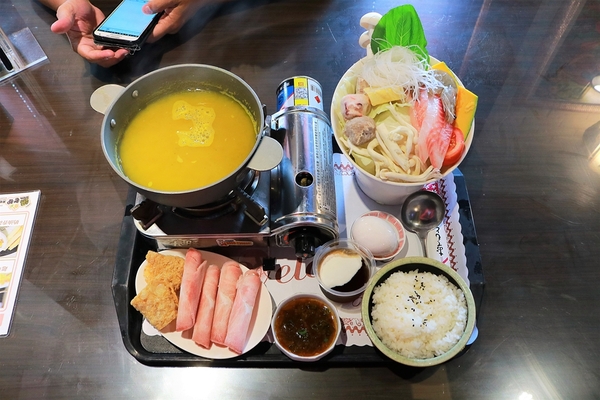 小品蝸牛生態農場: 【彰化溪湖景點】小品蝸牛生態農場~可愛逗趣的囍神蝸月老求紅線