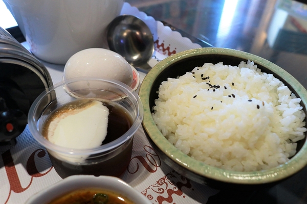 小品蝸牛生態農場: 【彰化溪湖景點】小品蝸牛生態農場~可愛逗趣的囍神蝸月老求紅線