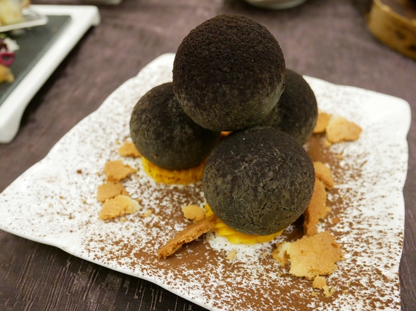 寶麗金餐飲集團崇德店:寶麗金餐飲集團崇德店-賓至如歸的服務 整潔寬敞的空間 精緻美味的料理 很適合與家人朋友前往用餐