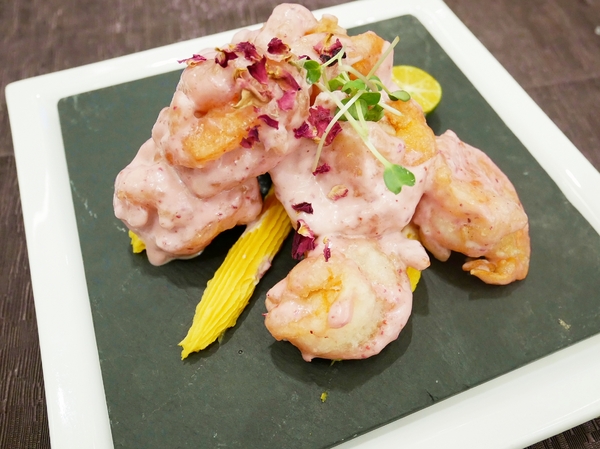 寶麗金餐飲集團崇德店:寶麗金餐飲集團崇德店-賓至如歸的服務 整潔寬敞的空間 精緻美味的料理 很適合與家人朋友前往用餐