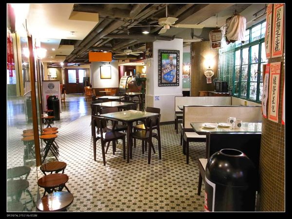 【台南市-東區】星仔冰室  鮮明活潑的港式茶餐廳