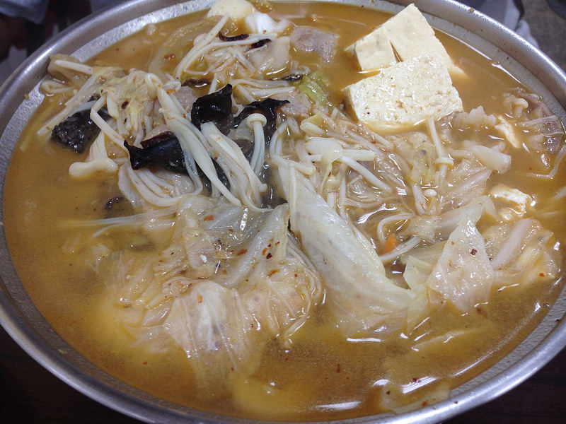 冷冷的天來吃熱呼呼的鍋@品格臭豆腐鍋