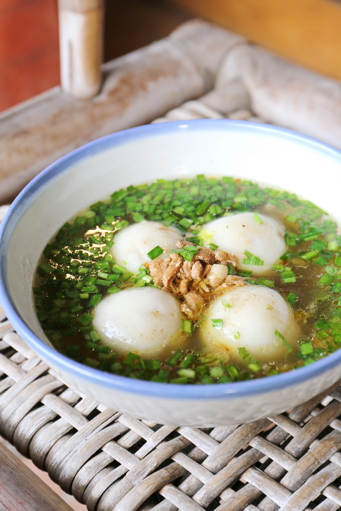 南庄必吃，老家米食堂，客家大湯圓，炸湯圓，南庄手工麵，電視報導南庄美食