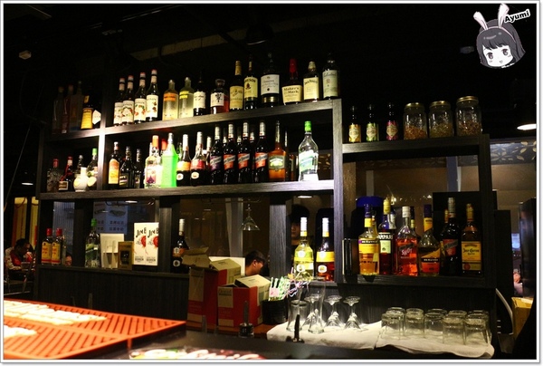 好客燒烤(中壢店)：[食記]►桃園中壢區◄好客燒烤海鮮吃到飽/調酒喝到爽/帝王蟹腳/戰斧牛排/萬里蟹/嚴選泰國蝦/琥珀蝦/霸王蝦/法式松阪豬排