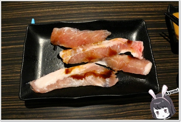 好客燒烤(中壢店)：[食記]►桃園中壢區◄好客燒烤海鮮吃到飽/調酒喝到爽/帝王蟹腳/戰斧牛排/萬里蟹/嚴選泰國蝦/琥珀蝦/霸王蝦/法式松阪豬排