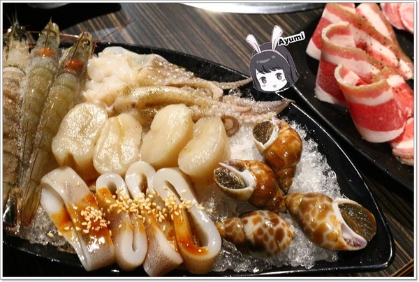 好客燒烤(中壢店)：[食記]►桃園中壢區◄好客燒烤海鮮吃到飽/調酒喝到爽/帝王蟹腳/戰斧牛排/萬里蟹/嚴選泰國蝦/琥珀蝦/霸王蝦/法式松阪豬排