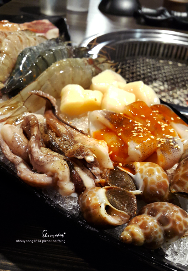 好客燒烤(中壢店):【吃到飽】浪漫調酒X燒烤火鍋 海鮮滿滿帝王餐 桃園燒肉 好客燒烤