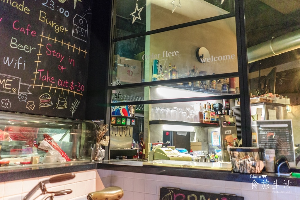 take out burger cafe