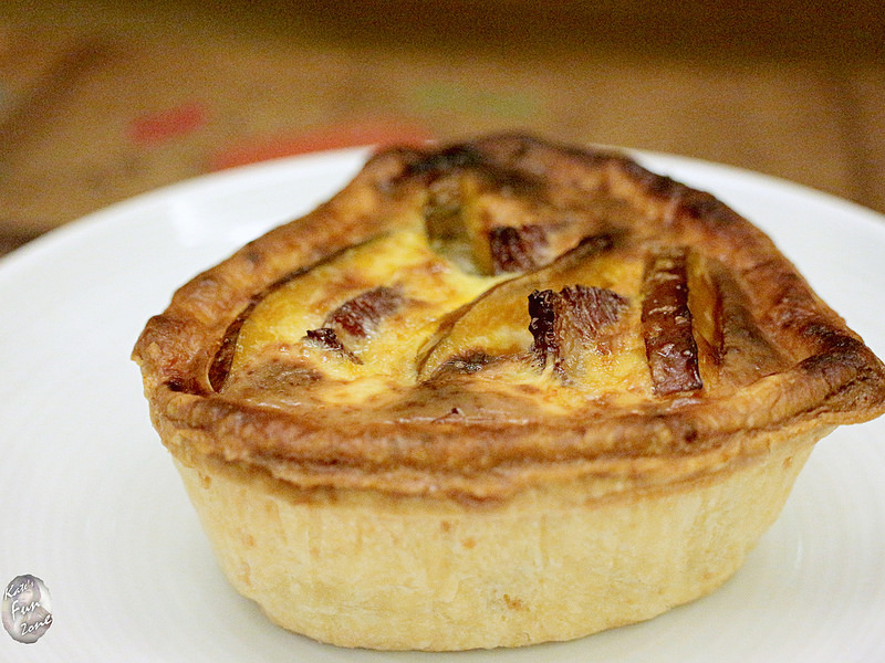 Funny Pig via Kate's Fun Zone Funny Pig via Kate's Fun Zone