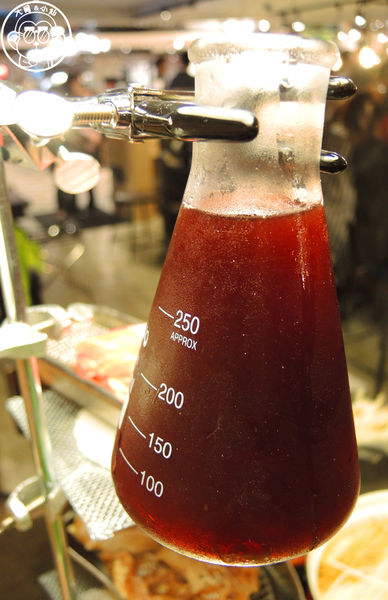 食焱廠 創意鍋物料理(微風南京店)：呷飽祙【台北松山･食焱廠 創意鍋物料理】在實驗室裡吃火鍋