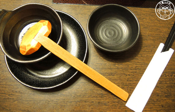 食焱廠 創意鍋物料理(微風南京店)：呷飽祙【台北松山･食焱廠 創意鍋物料理】在實驗室裡吃火鍋