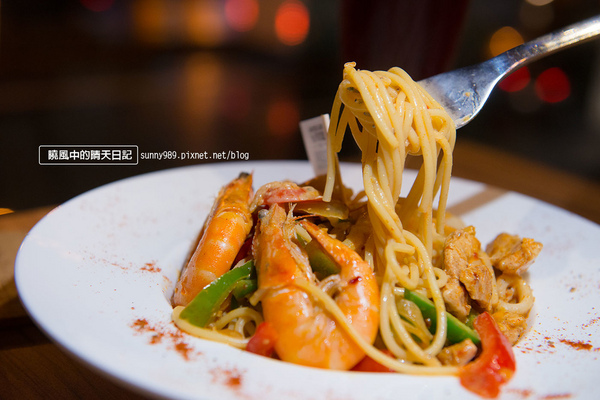 HATER CAFE：【邀約| Hater Cafe】分食更有趣 公館朋友聚會好去處