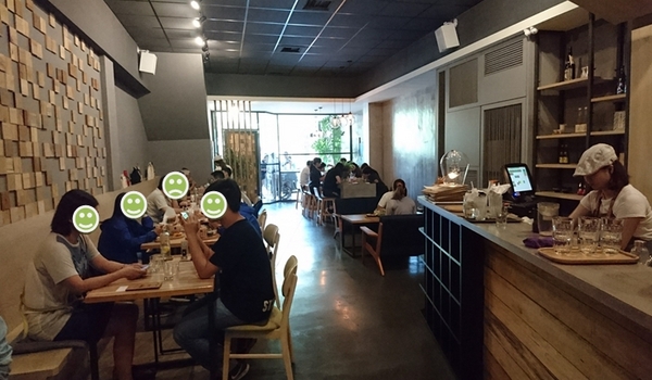 初日二店 初めて初日珈琲：高雄~初日珈琲(明誠店)~超夯日式早午餐~推豐盛烤鮭魚飯糰~排隊美食~高雄必吃~