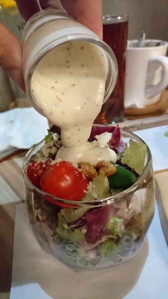 初日二店 初めて初日珈琲：高雄~初日珈琲(明誠店)~超夯日式早午餐~推豐盛烤鮭魚飯糰~排隊美食~高雄必吃~