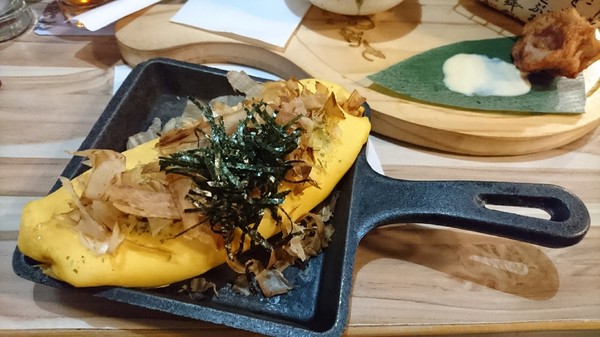 初日二店 初めて初日珈琲：高雄~初日珈琲(明誠店)~超夯日式早午餐~推豐盛烤鮭魚飯糰~排隊美食~高雄必吃~