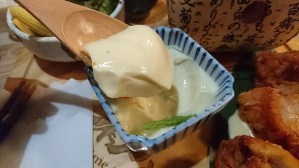 初日二店 初めて初日珈琲：高雄~初日珈琲(明誠店)~超夯日式早午餐~推豐盛烤鮭魚飯糰~排隊美食~高雄必吃~