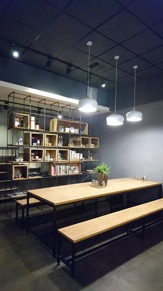 初日二店 初めて初日珈琲：高雄~初日珈琲(明誠店)~超夯日式早午餐~推豐盛烤鮭魚飯糰~排隊美食~高雄必吃~