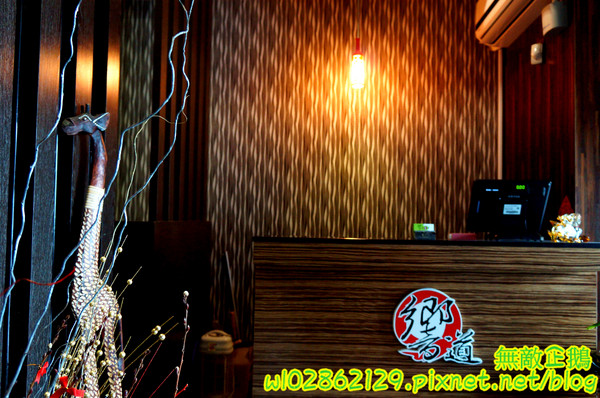 響道食堂：【台南-中西區】炸生蠔x芋泥炸蝦壽司...平價的雙主菜定食~《響道食堂》