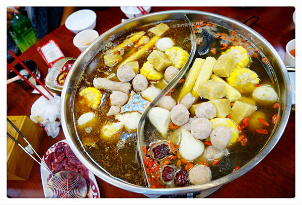 帝王食補 土城店 ~ 雙主鍋一次滿足你的味．聚在一起暖暖胃 - 捷運海山站
