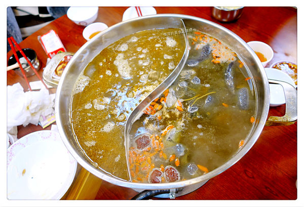 帝王食補 土城店 ~ 雙主鍋一次滿足你的味．聚在一起暖暖胃 - 捷運海山站