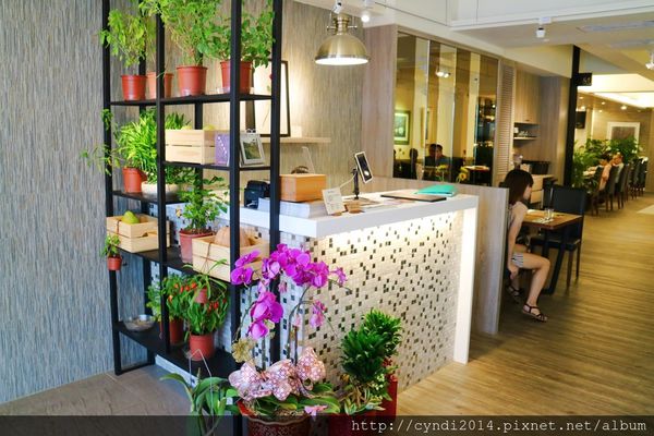 IMG_1013.JPG IMG_1013.JPG