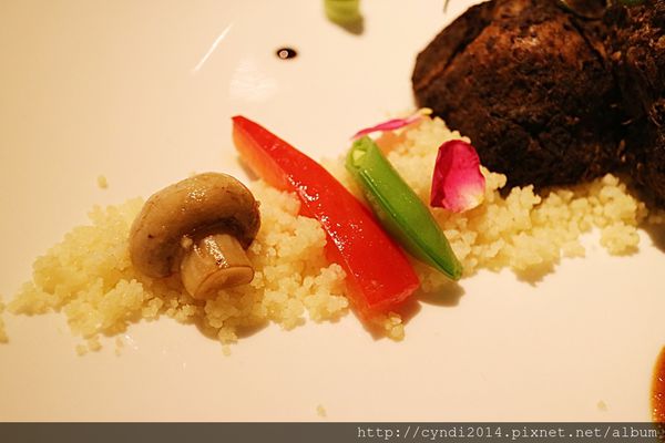 IMG_1046.JPG IMG_1046.JPG