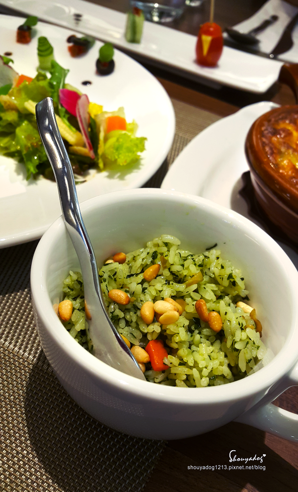 艾維農 歐風素食 x 藝文畫廊:【素食餐廳】新鮮健康的桃園美食 艾維農 歐風素食X藝文畫廊X宅配蛋糕