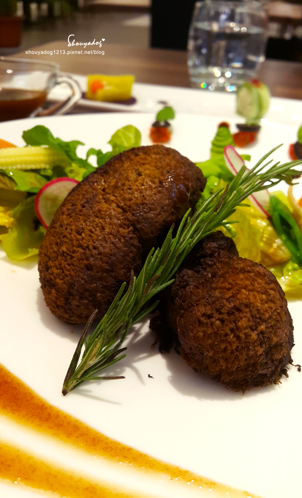 艾維農 歐風素食 x 藝文畫廊:【素食餐廳】新鮮健康的桃園美食 艾維農 歐風素食X藝文畫廊X宅配蛋糕