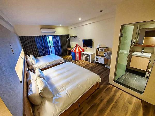 /tmp/phpHPkp7v /tmp/phpHPkp7v