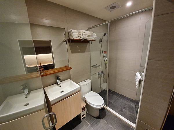 275052.jpg 275052.jpg