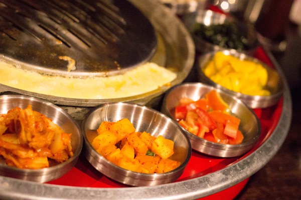 燒出名堂：[台南]韓式燒肉報到！！新排隊夯店 燒出名堂