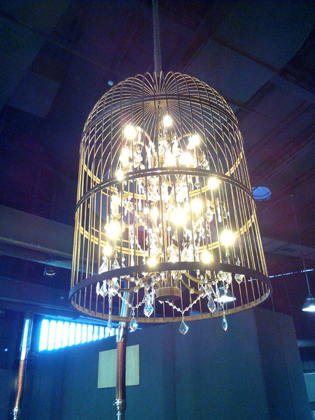 燒出名堂：【東區】燒出名堂。位於夢時代對面，提供專業貼心桌邊燒烤服務的韓國烤肉