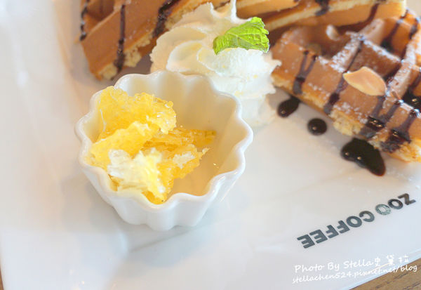 【咖啡廳】都市的動物園咖啡廳ZOO COFFEE(台灣一號店)★微風南京/韓國咖啡廳/大象裝潢