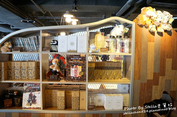 【咖啡廳】都市的動物園咖啡廳ZOO COFFEE(台灣一號店)★微風南京/韓國咖啡廳/大象裝潢