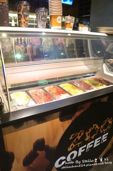 【咖啡廳】都市的動物園咖啡廳ZOO COFFEE(台灣一號店)★微風南京/韓國咖啡廳/大象裝潢