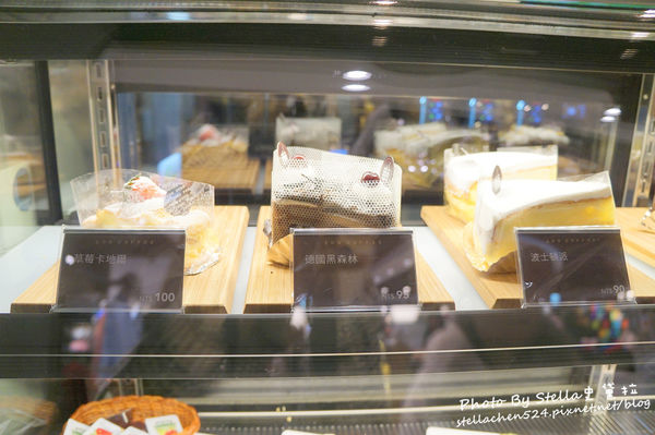 【咖啡廳】都市的動物園咖啡廳ZOO COFFEE(台灣一號店)★微風南京/韓國咖啡廳/大象裝潢