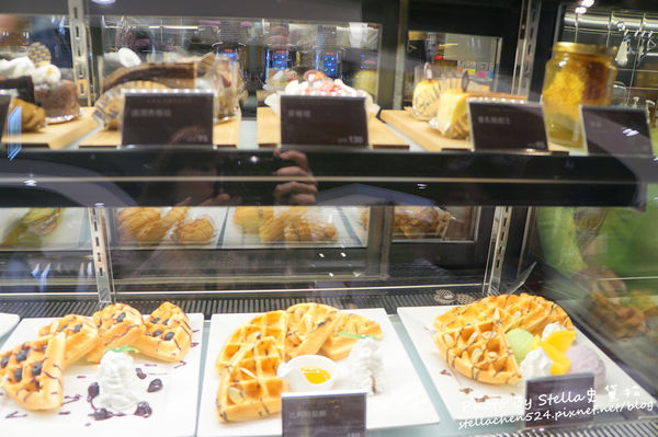 【咖啡廳】都市的動物園咖啡廳ZOO COFFEE(台灣一號店)★微風南京/韓國咖啡廳/大象裝潢