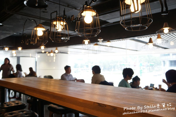 【咖啡廳】都市的動物園咖啡廳ZOO COFFEE(台灣一號店)★微風南京/韓國咖啡廳/大象裝潢