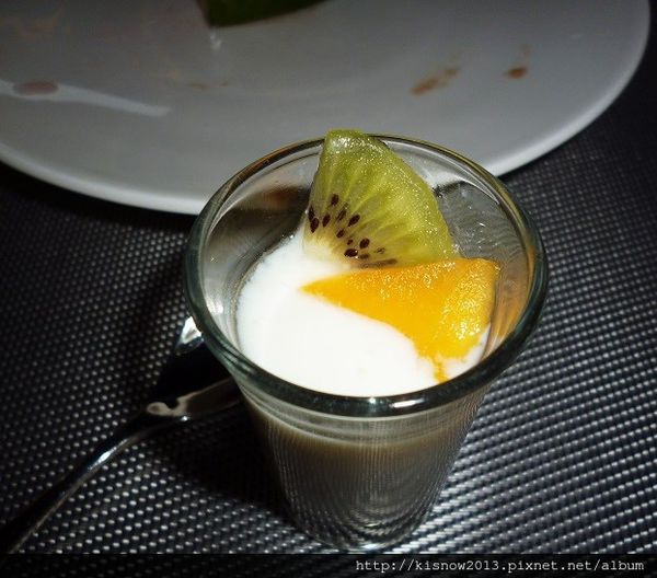 雅樂軒70-水果優格杯.JPG 雅樂軒70-水果優格杯.JPG