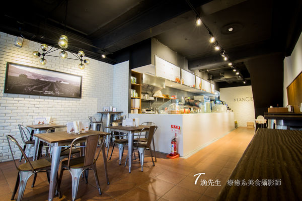 DSC01045.jpg DSC01045.jpg