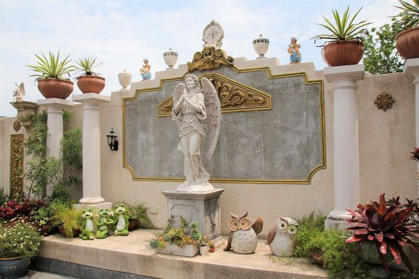 文心園・花園咖啡：【南投景點】文心園花園咖啡~巴洛克式的歐風設計，浪漫的異國風情，復古唯美水池，免費無料的拍照景點